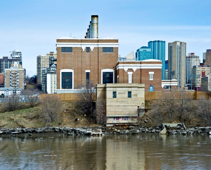 rossdale-end-on-squab6933b